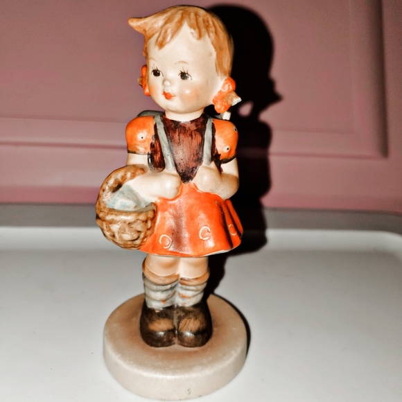 Rare collectable figurines . - Picture 7 of 12